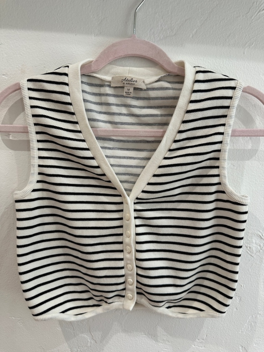 Striped Knit Button-Front Cropped Vest - Black & White